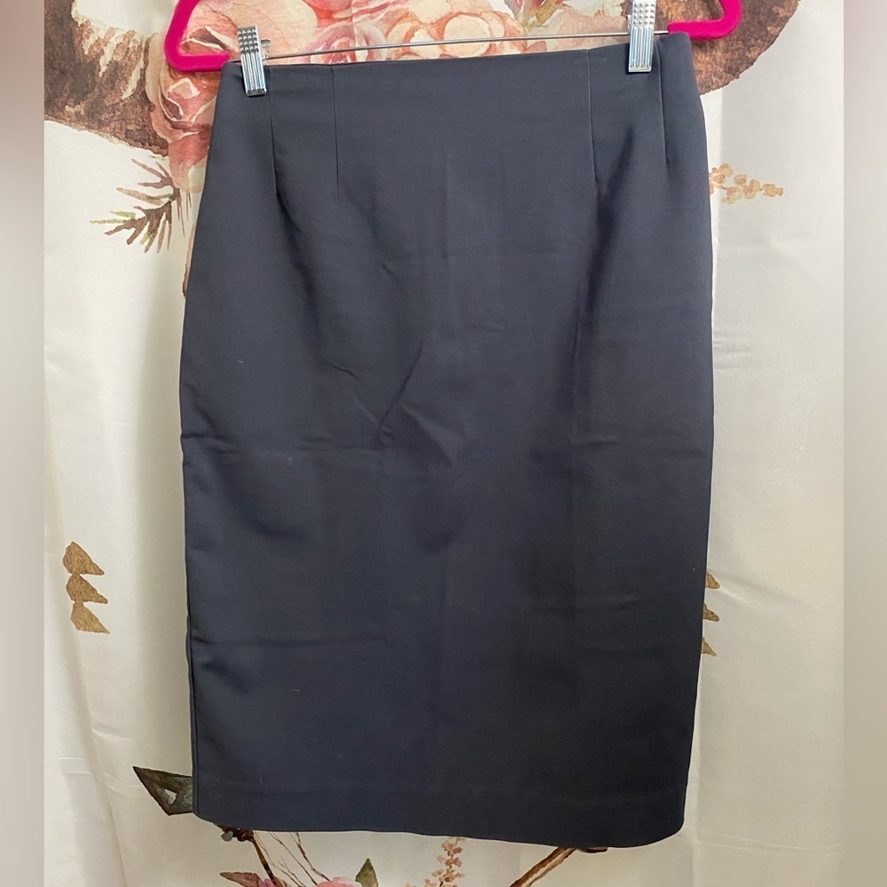 Size 6 skirt​​​​​